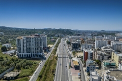 2024-07-11-lot-dronem-nad-hotelami-w-Golem-w-Albanii_811