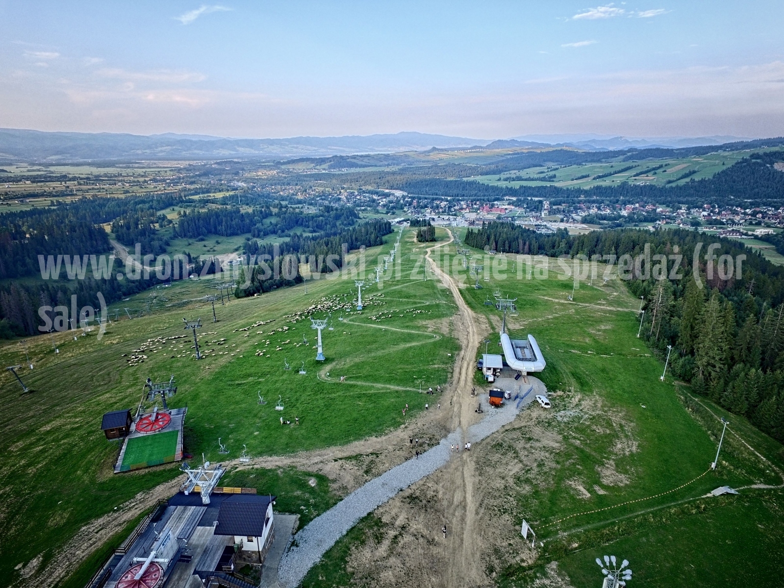 2018-08-09-lot-dronem-w-Bialce-Tatrzanskiej-na-szczycie-Kotelnica_021_HDR