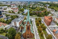 2024-09-14-lot-dronem-na-slubie-w-Bydgoszczy_640-topaz-sharpen