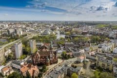 2024-04-06-lot-dronem-nad-kosciolem-Sw-Trojcy-w-Bydgoszczy_487-topaz-sharpen