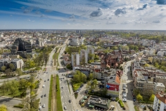 2024-04-06-lot-dronem-nad-kosciolem-Sw-Trojcy-w-Bydgoszczy_504-topaz-sharpen