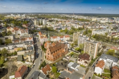 2024-04-06-lot-dronem-nad-kosciolem-Sw-Trojcy-w-Bydgoszczy_530-topaz-sharpen