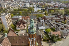 2024-04-06-lot-dronem-nad-kosciolem-Sw-Trojcy-w-Bydgoszczy_558-topaz-sharpen