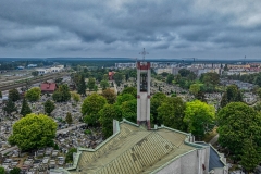 Bydgoszcz - kościół pw. Świętego Krzyża w Bydgoszczy z drona - 2022