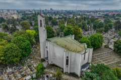 Bydgoszcz - kościół pw. Świętego Krzyża w Bydgoszczy z drona - 2022