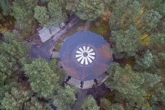 2017-11-18-lot-dronem-w-Myslecinku-zoo-akwarium-terrarium-dzialki-park-dinozaurow-sciezka-rowerowa_005