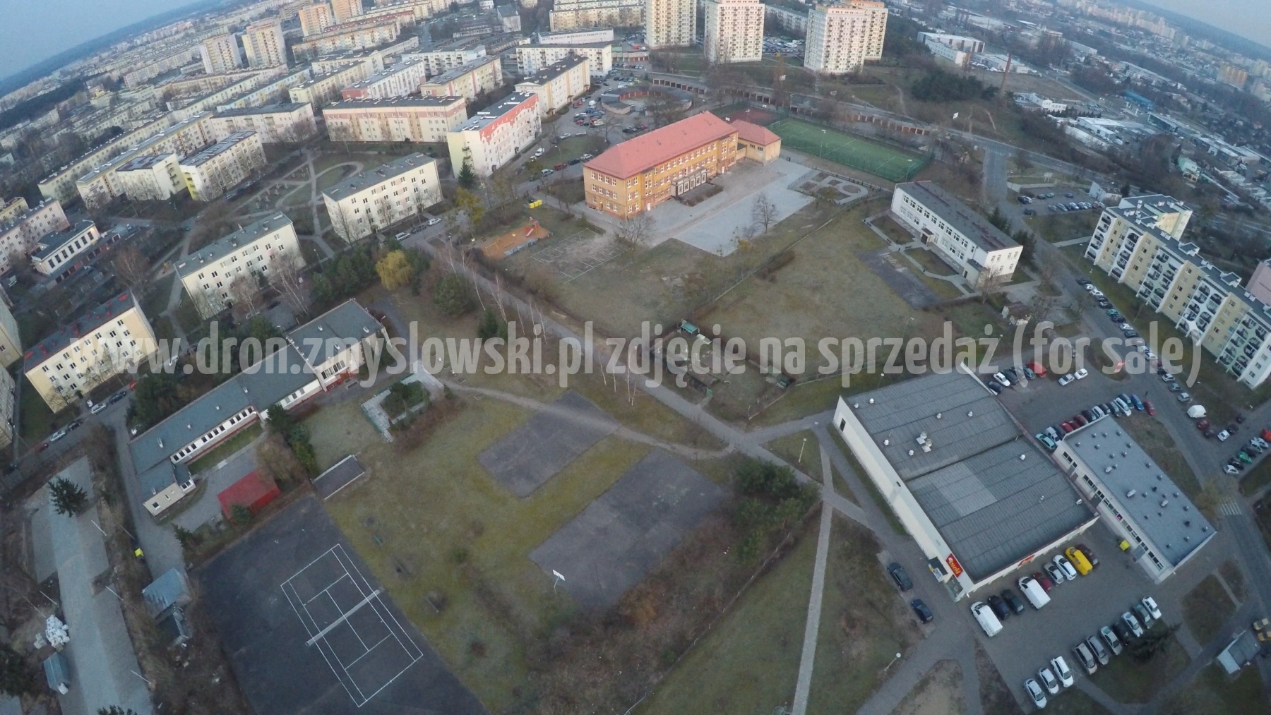 2016-04-03-lot-dronem-na-Sandomierskiej-w-Bydgoszczy-001