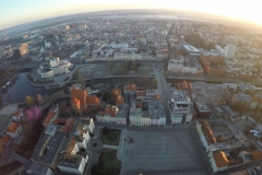2016-04-02-lot-dronem-nad-Starym-Rynkiem-w-Bydgoszczy-strefa-G-godzina-4_20_UTC-013