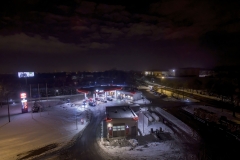 2018-01-17-nocny-lot-dronem-w-Bydgoszczy-na-ul.-Armii-Krajowej-054-DeNoiseAI-standard-SharpenAI-Motion