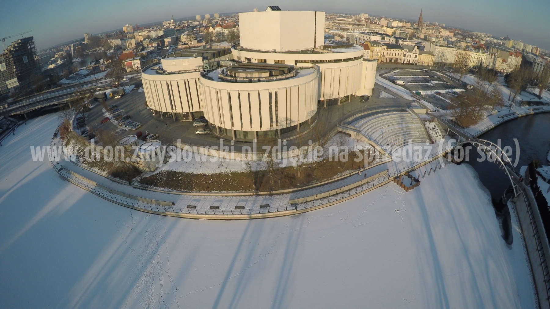 2016-01-22-lot-dronem-na-Wyspie-Mlynskiej-w-Bydgoszczy-001