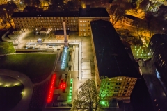 2023-04-30-nocny-lot-dronem-w-Bydgoszczy-nad-Starym-Rynkiem-Wyspa-Mlynska-i-Mostowa_069-topaz-denoise-sharpen