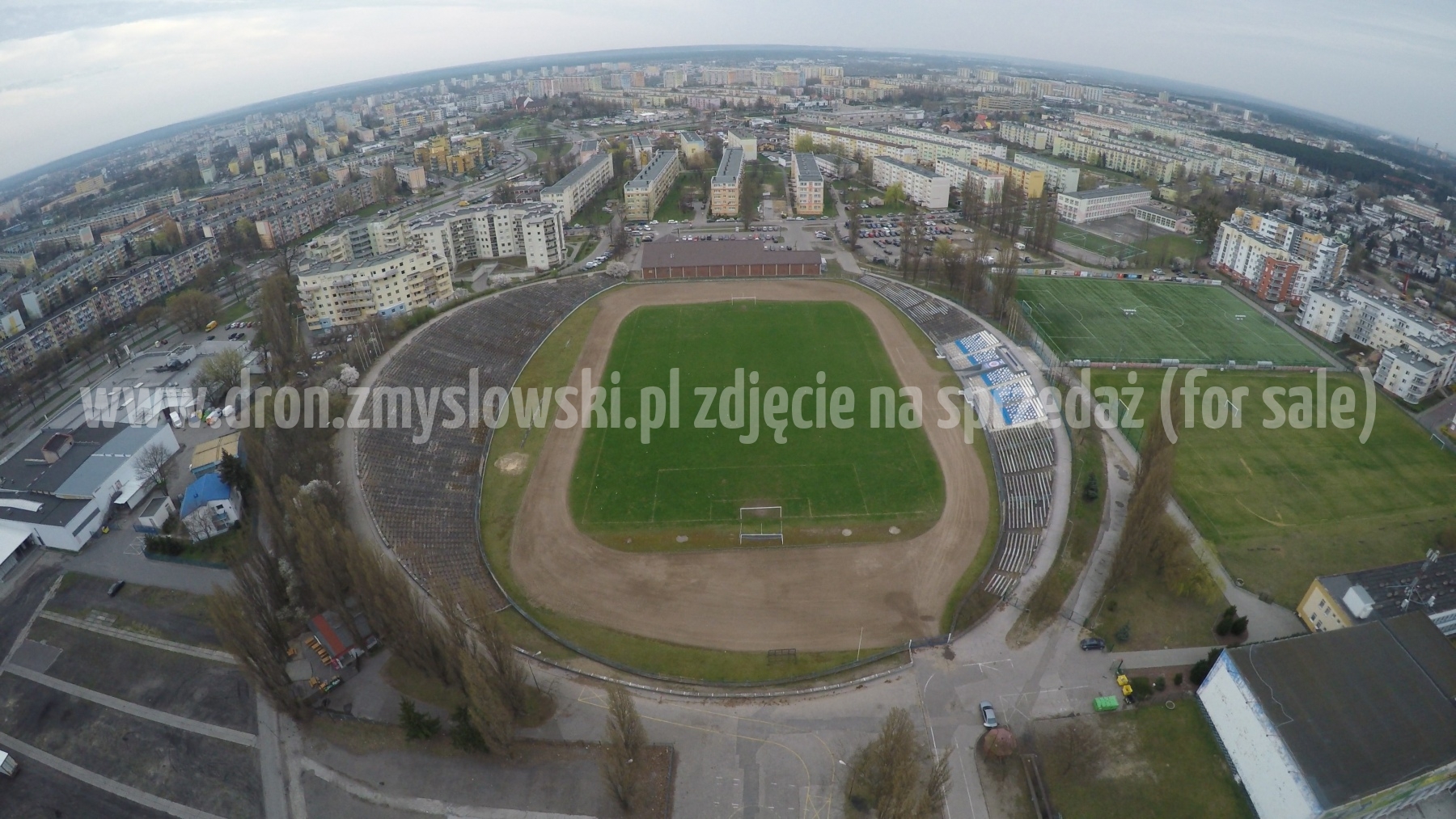2016-04-09-lot-dronem-nad-stadionem-Chemika-Bydgoszcz-004