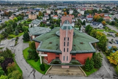 Chojnice - kościół Matki Bożej Królowej Polski z lotu ptaka 2022