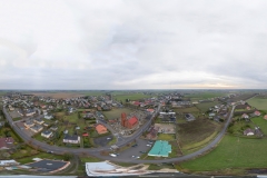 2020-12-05-lot-dronem-w-Dobrczu-nad-kosciolem_001_panorama