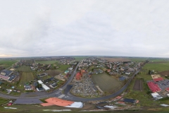 2020-12-05-lot-dronem-w-Dobrczu-nad-kosciolem_004_panorama