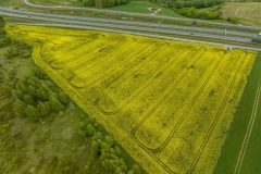 2024-04-28-lot-dronem-w-Grucznie-nad-polem-rzepaku-i-sesja-zdjeciowa-z-udzialem-naszego-nowego-auta_900