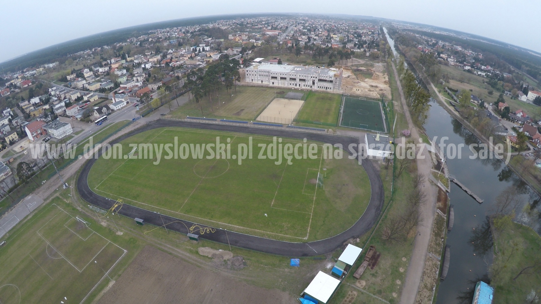 2016-04-12-lot-dronem-nad-stadionem-Gwiazdy-Bydgoszcz-004