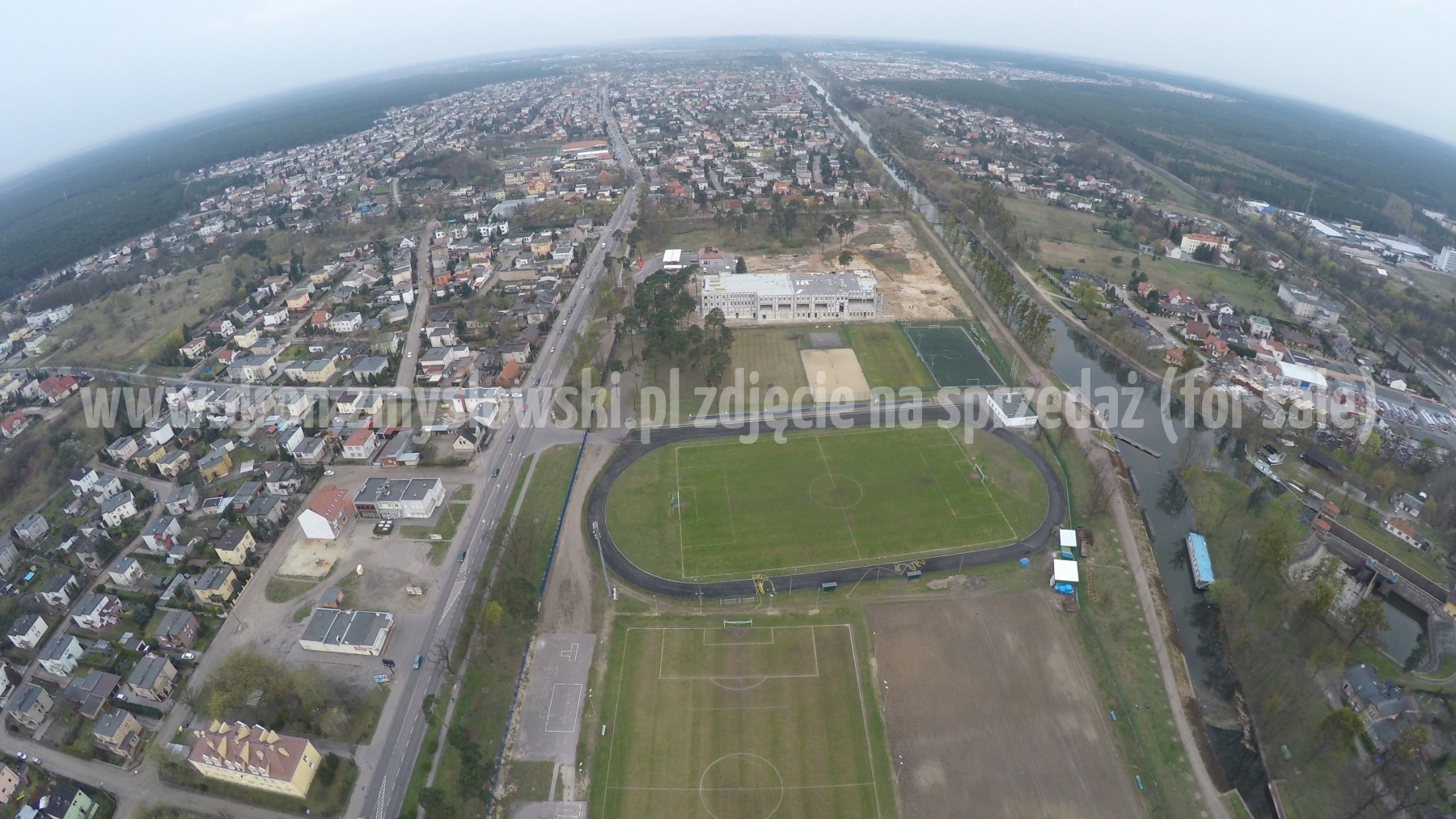 2016-04-12-lot-dronem-nad-stadionem-Gwiazdy-Bydgoszcz-020