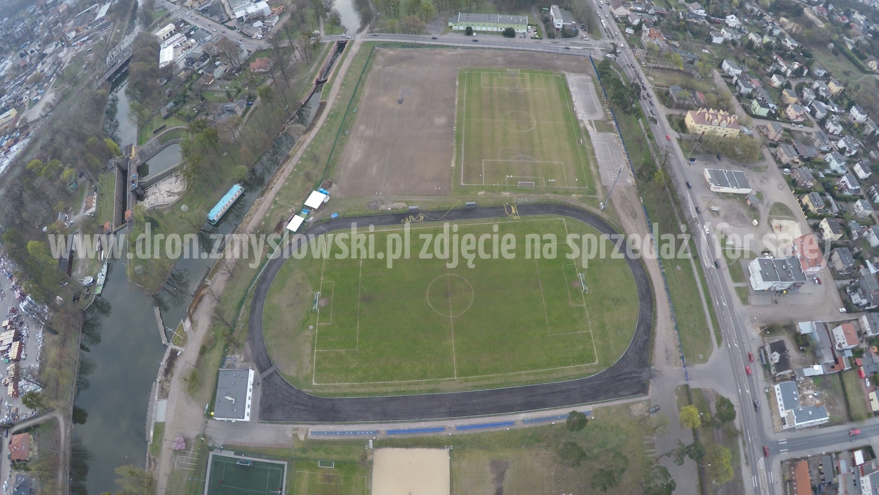 2016-04-12-lot-dronem-nad-stadionem-Gwiazdy-Bydgoszcz-032