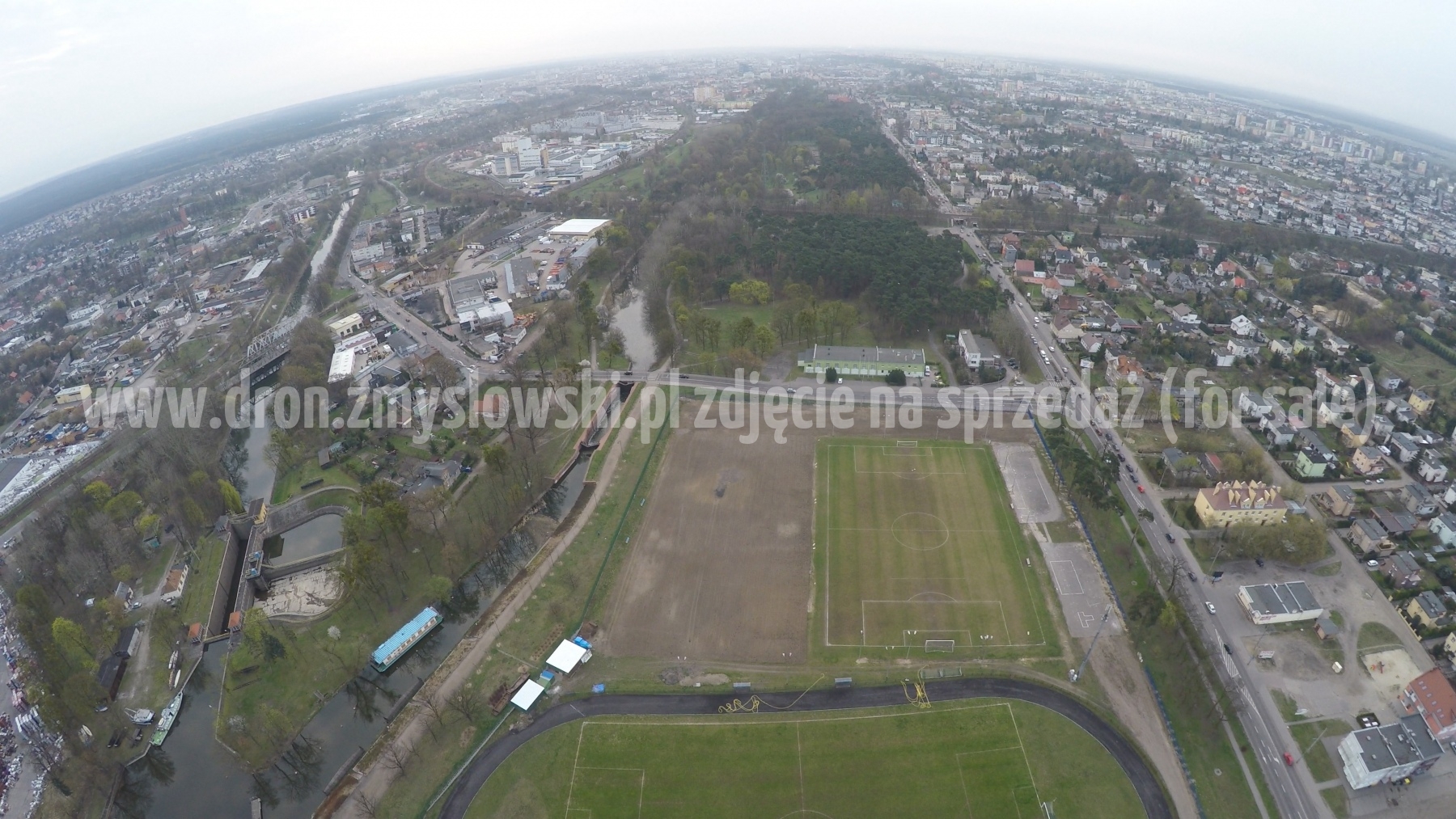 2016-04-12-lot-dronem-nad-stadionem-Gwiazdy-Bydgoszcz-033
