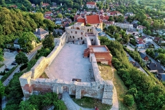 2019-08-05-lot-dronem-w-Kazimierzu-Dolnym-przy-ruinach-zamku_014_HDR