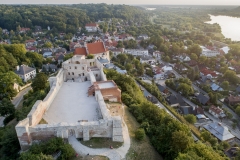 2019-08-05-lot-dronem-w-Kazimierzu-Dolnym-przy-ruinach-zamku_052
