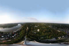 2019-08-05-lot-dronem-w-Kazimierzu-Dolnym-przy-ruinach-zamku_panorama_003