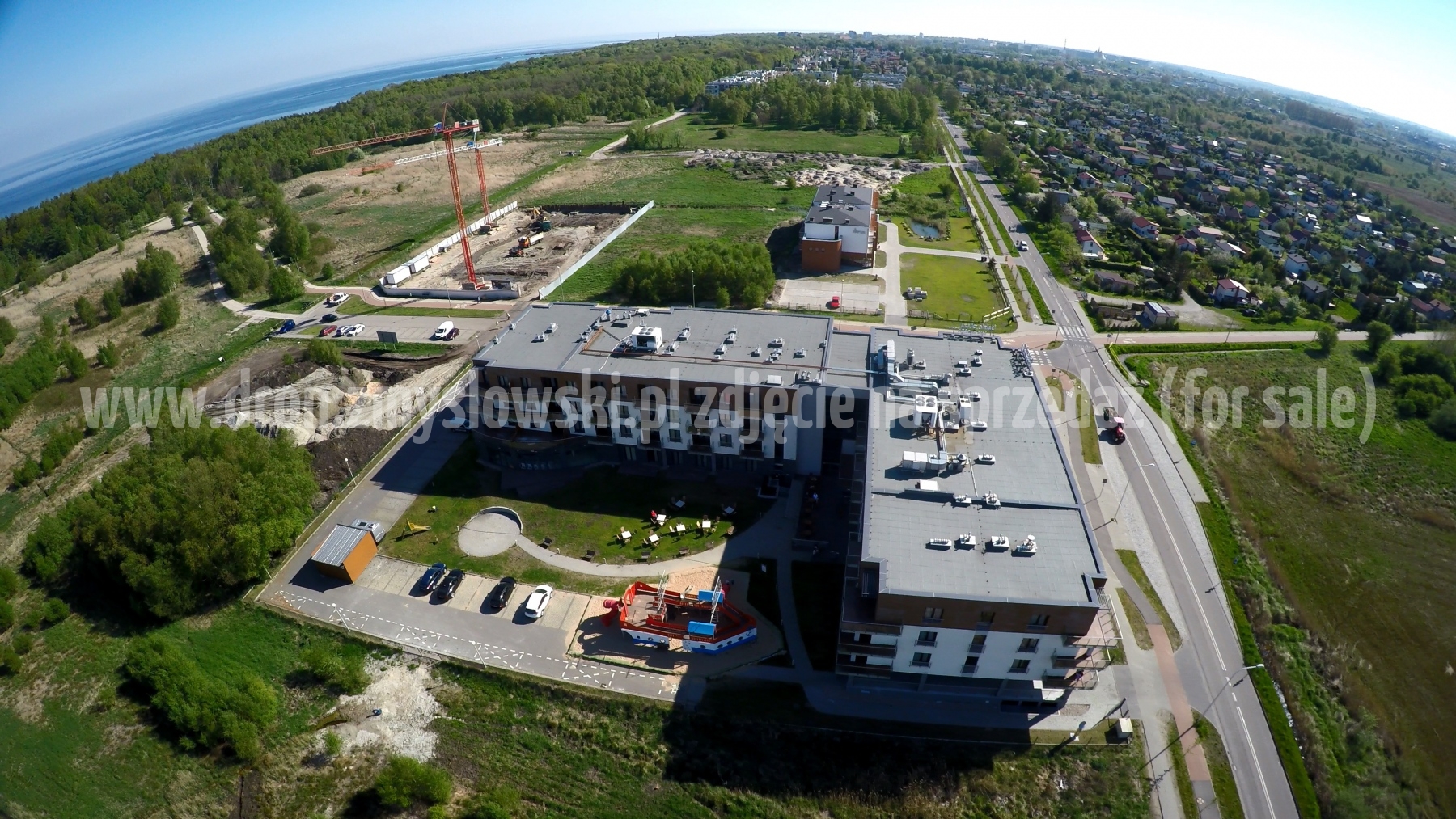 2016-05-10-lot-dronem-w-Kolobrzegu-nasz-hotel-001_003