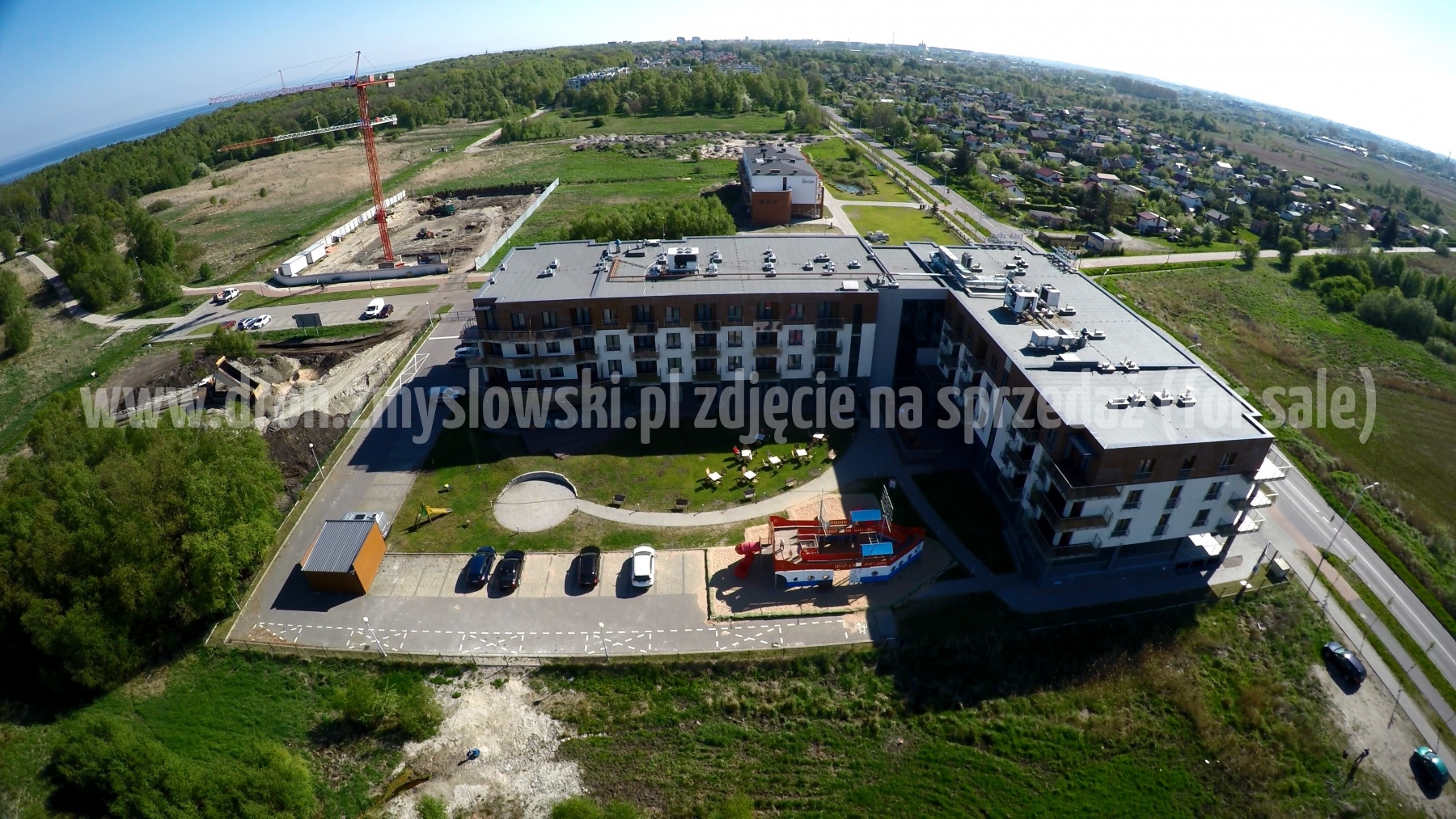 2016-05-10-lot-dronem-w-Kolobrzegu-nasz-hotel-002_005