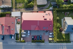 2019-06-01-lot-dronem-nad-restauracja-Maxim-w-Maksymilianowie-na-slubie-Wioletty-i-Macieja_043