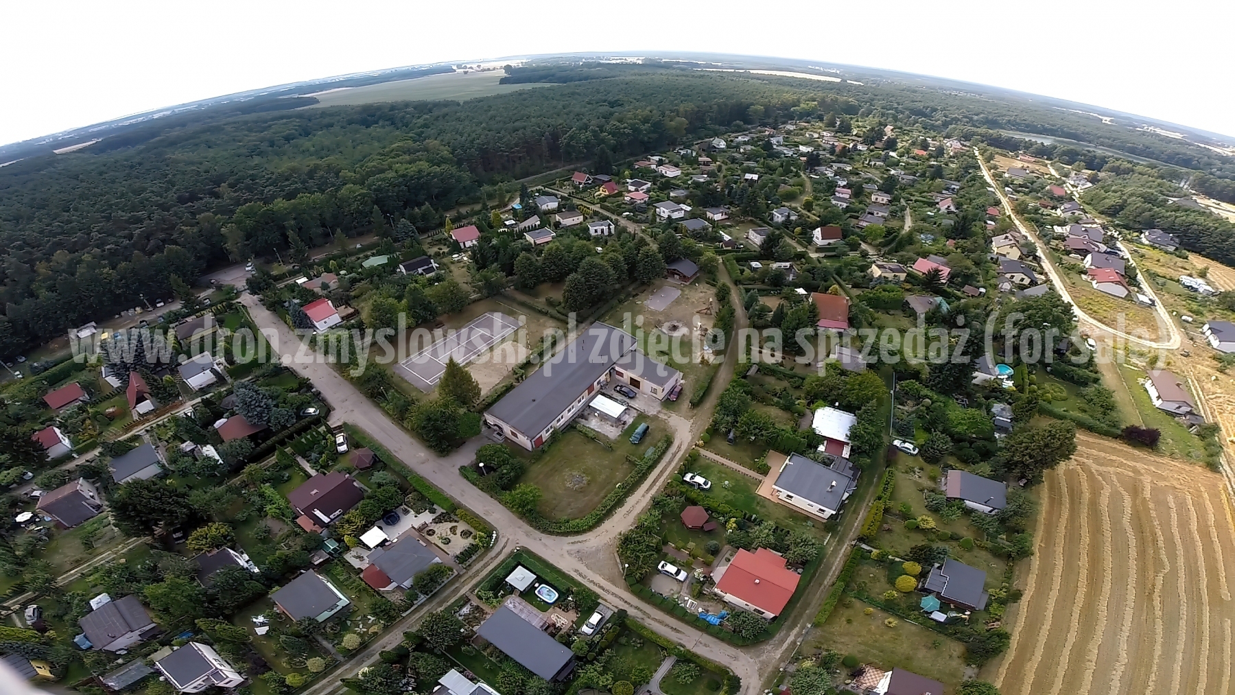 2014-07-27-dron-w-Nekli-010-gigapixel-standard-width-3840px-SharpenAI-Motion