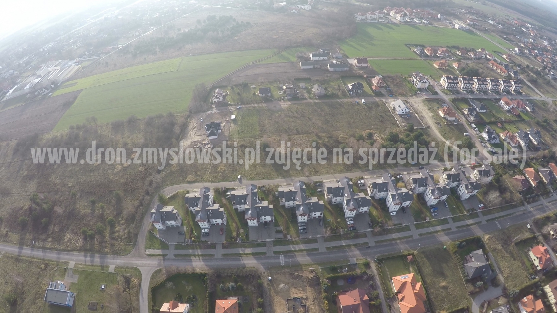 2015-12-05-lot-dronem-przy-klinice-Zdrowko-w-Niemczu-019