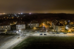 2018-12-14-nocny-lot-dronem-w-Niemczu-przy-ul-Elizy-Orzeszkowej-w-Arkadii-2_003-DeNoiseAI-standard-SharpenAI-Standard