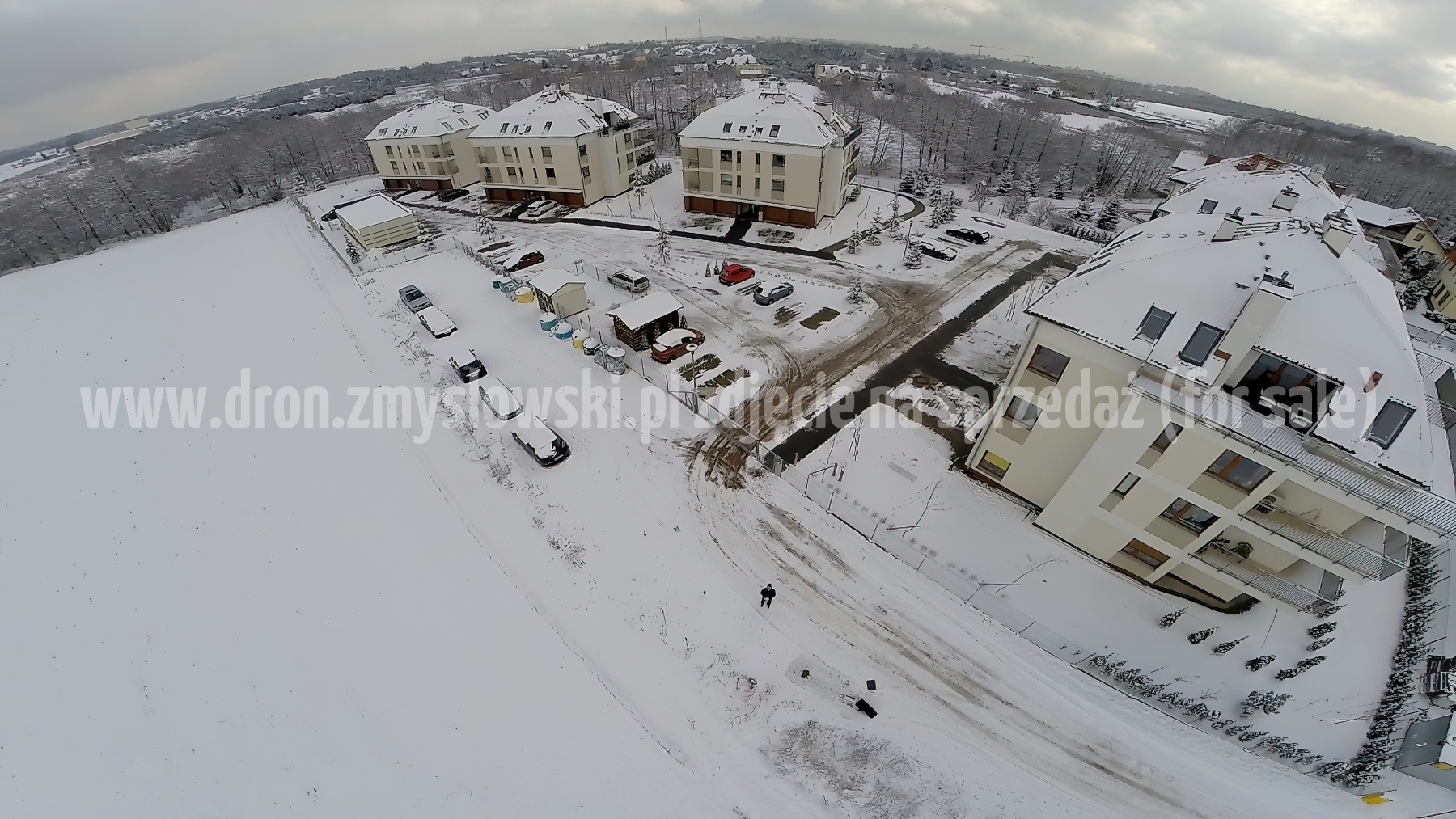 2015-02-04-dron-w-Niemczu-na-ul-Elizy-Orzeszkowej-zima-013-gigapixel-standard-width-3840px-SharpenAI-Standard
