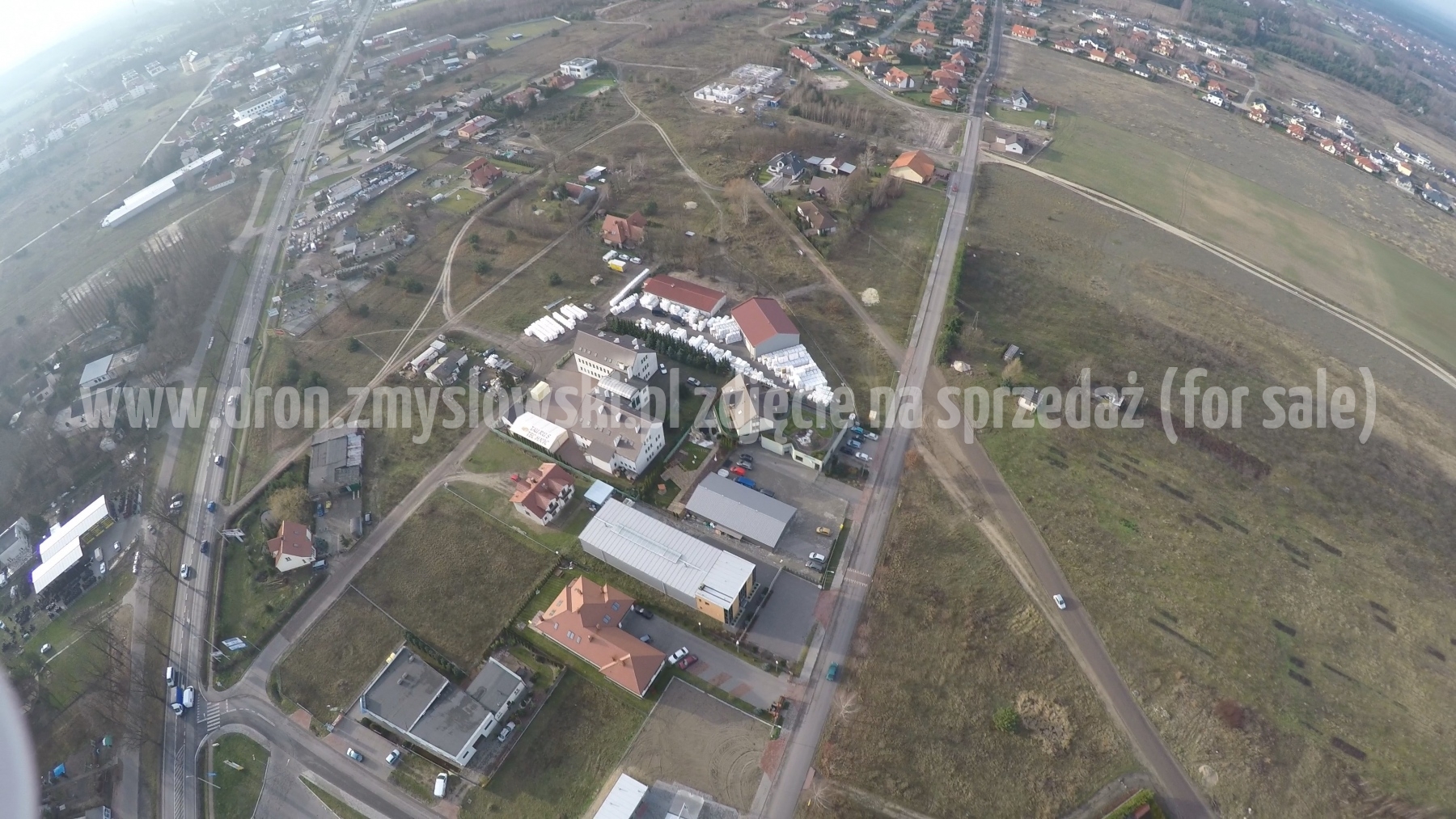 2015-12-05-lot-dronem-przy-Chatce-Puchatka-w-Osielsku-012