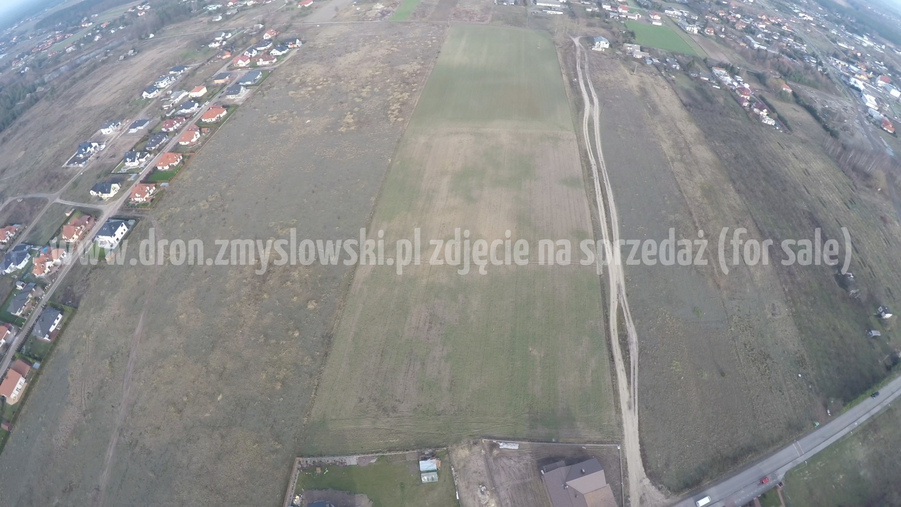 2015-12-05-lot-dronem-przy-Chatce-Puchatka-w-Osielsku-019