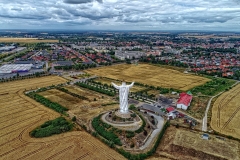 2019-07-07-lot-dronem-w-Swiebodzinie-nad-pomnikiem-Jezusa_001_HDR