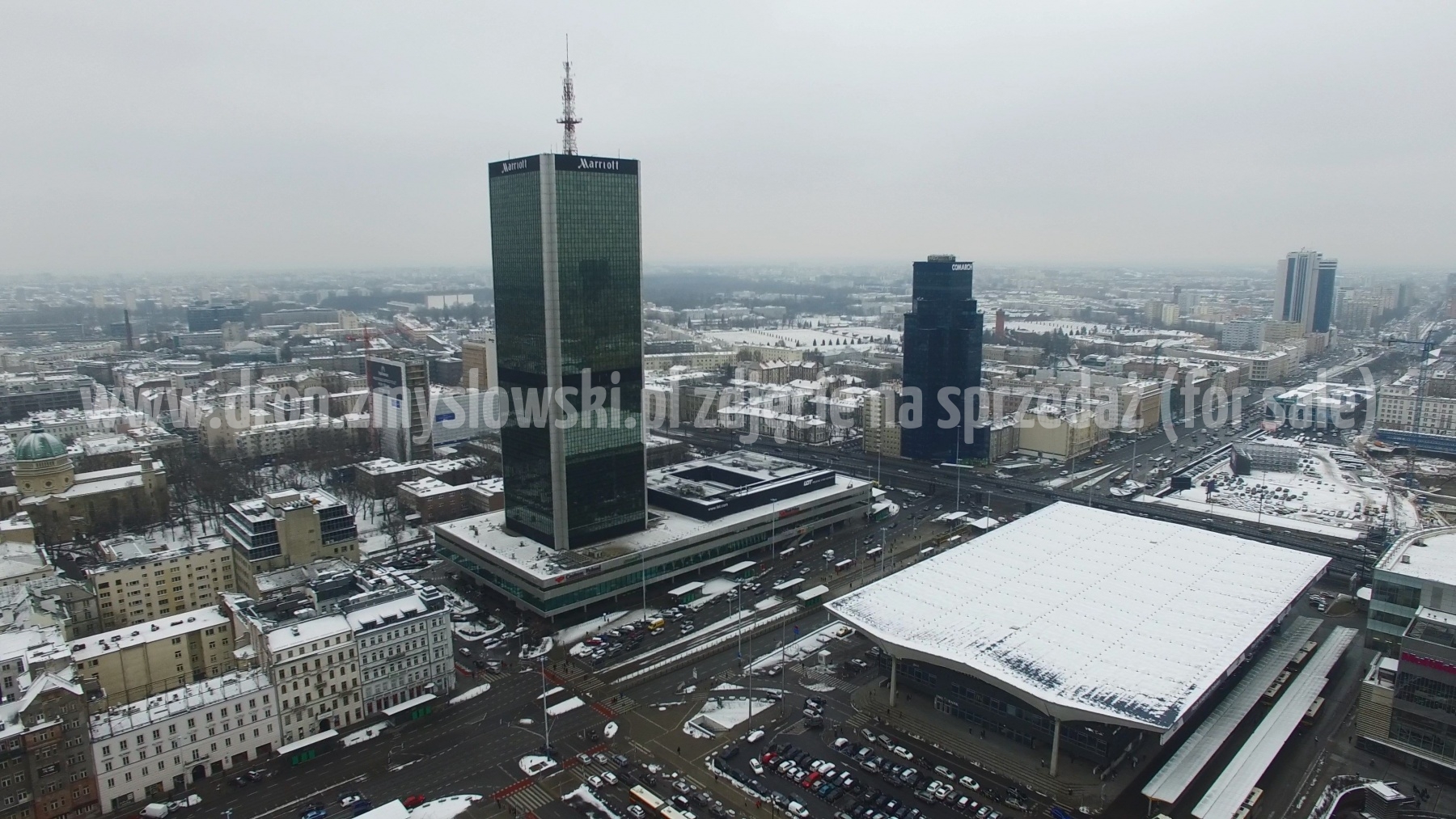 2018-02-15-lot-dronem-w-Warszawie-przy-Palacu-Kultury-i-Nauki-0137.MP4_snapshot_00.33_2018.02.15_22.29.23