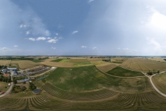 2024-06-30-lot-dronem-w-Lavendogrodzie-Krolewskim_panorama_003