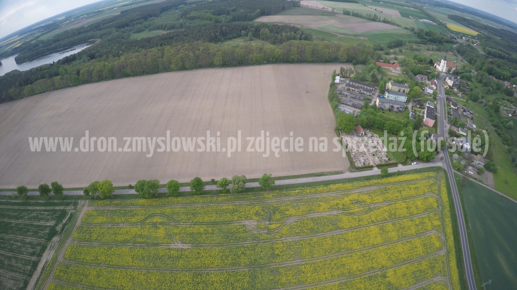 2016-05-12-lot-dronem-nad-rzepakiem-w-miejscowosci-Zamarte-001_019