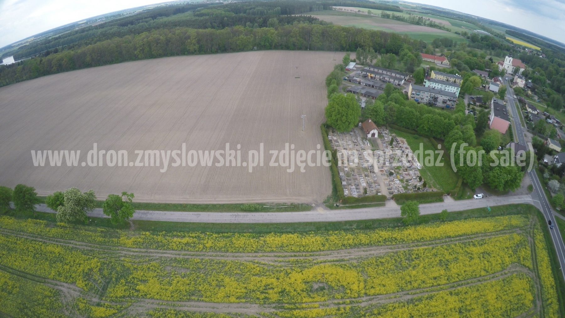 2016-05-12-lot-dronem-nad-rzepakiem-w-miejscowosci-Zamarte-001_043