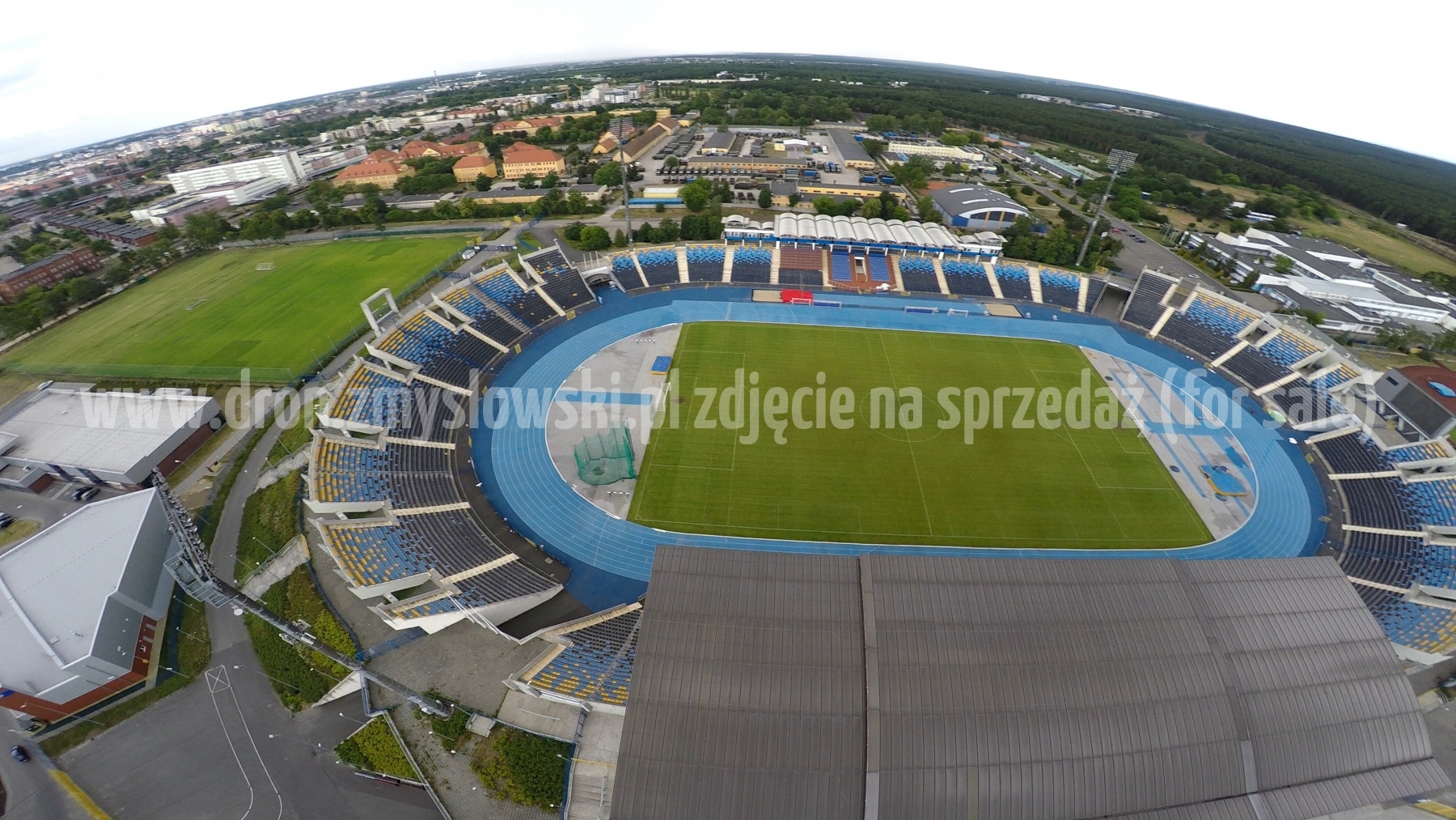 2015-06-21-lot-dronem-na-Zawiszy-Bydgoszcz-007