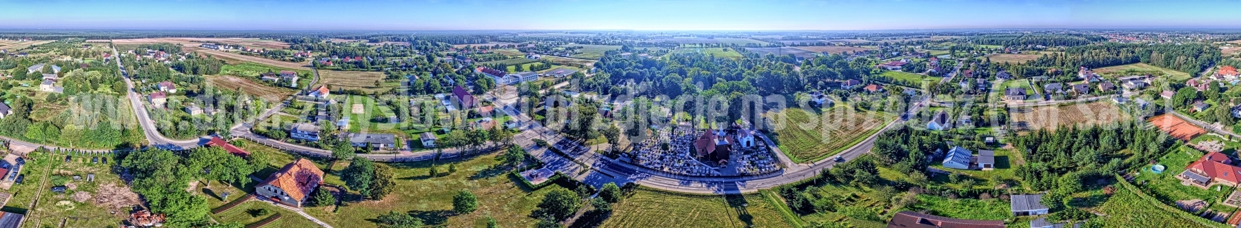 2016-08-27-lot-dronem-w-Zoledowie-nad-kosciolem_002_031_HDR_panorama_obrobiona